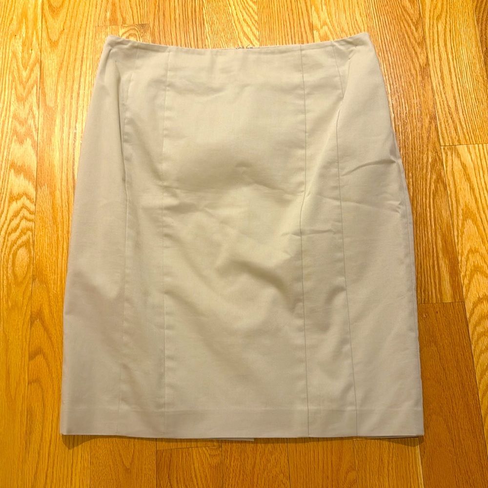 Ann Taylor Lined Pencil Skirt 8 - Picture 2 of 5